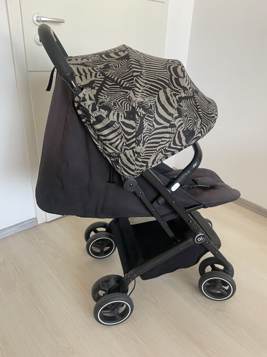 Carucior sport GB cu pozitie de somn