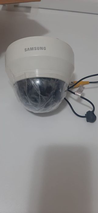 Видеокамера Samsung SCD5080P