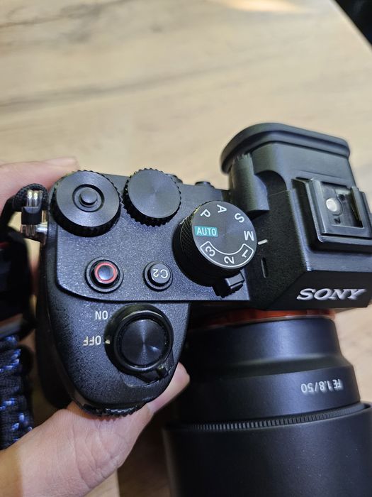 Sony a7 lV + sony 50mm f1,8