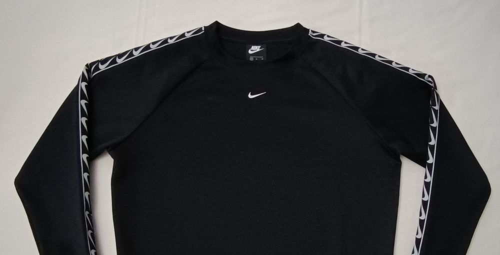 Nike Sportswear Sweatshirt оригинално горнище M Найк спорт суичър
