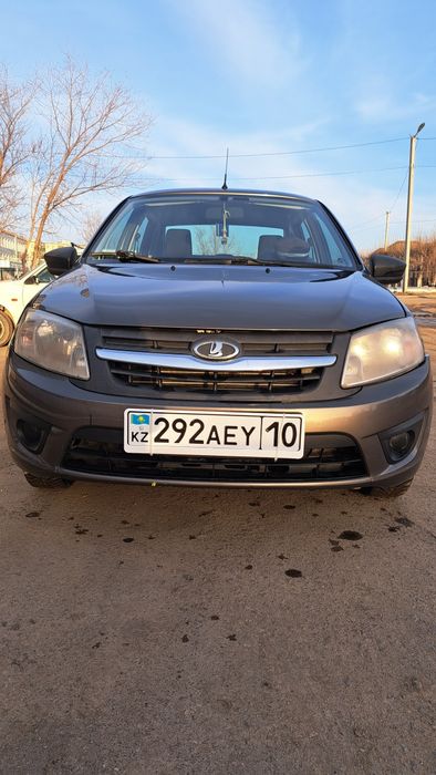 Лада Гранта продам 2017