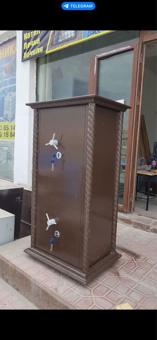 Сейф для документов