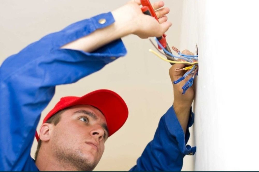 Электрик Усть-Каменогорск. Решу проблему быстро