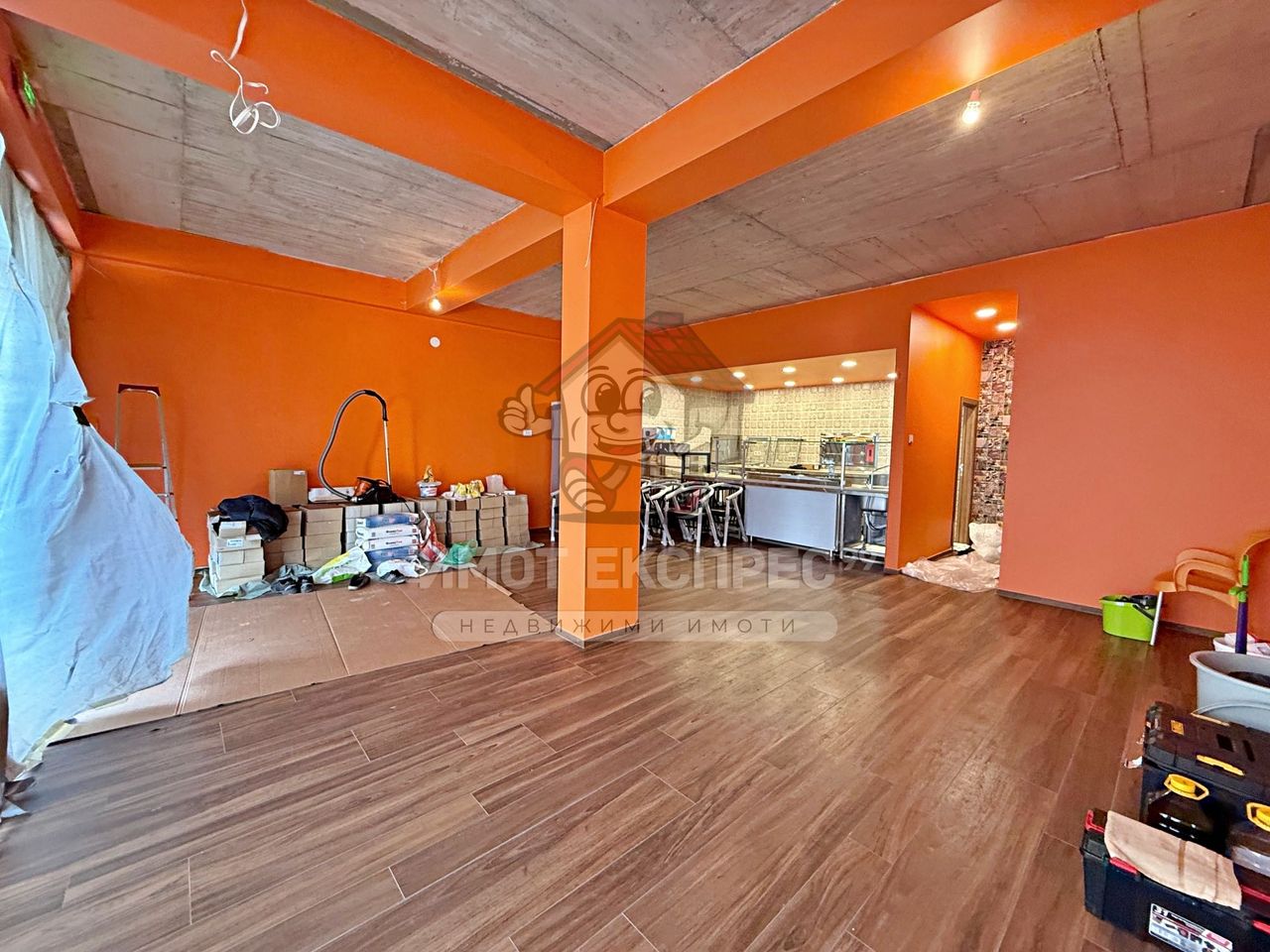 Продава се Заведение в Асеновград - 88 кв.м за 1535 €/кв.м - Снимка #2