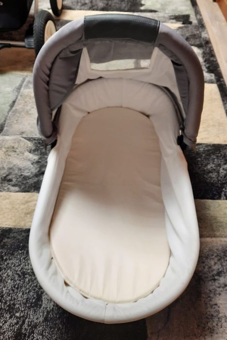 Vând căruț bebe marca Krausman