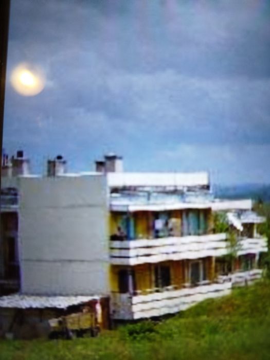 Заменям двустаен апартамент в Момина църква за таванска стая в Айтос