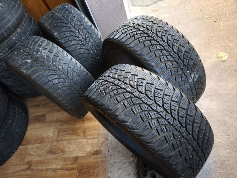 Зимни Гуми 19" 235/35-255/35 KUMHO Спорт Пакет