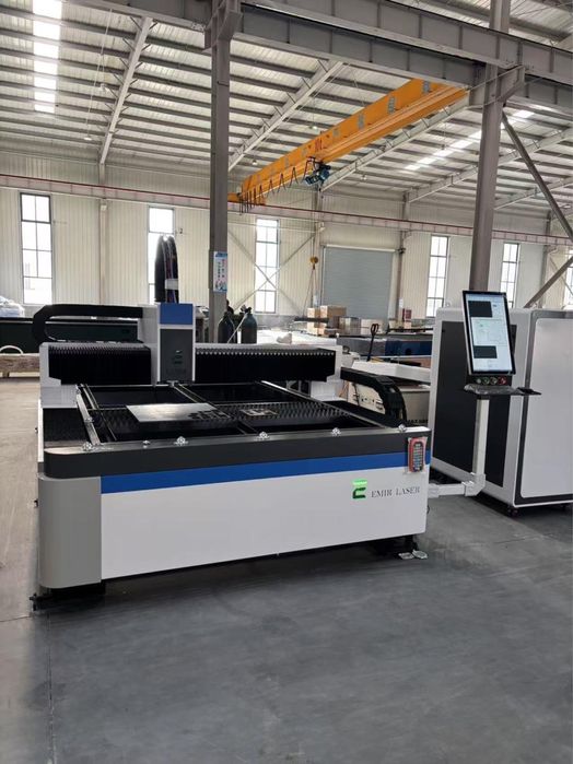 Оптоволоконный лазерный станок для резки металла (3кВт)