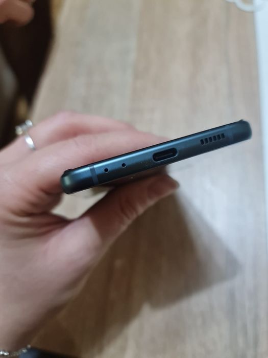 Vand sau schimb Samsung Galaxy Z Flip 3