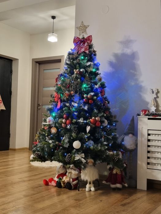 Brad artificial ca nou