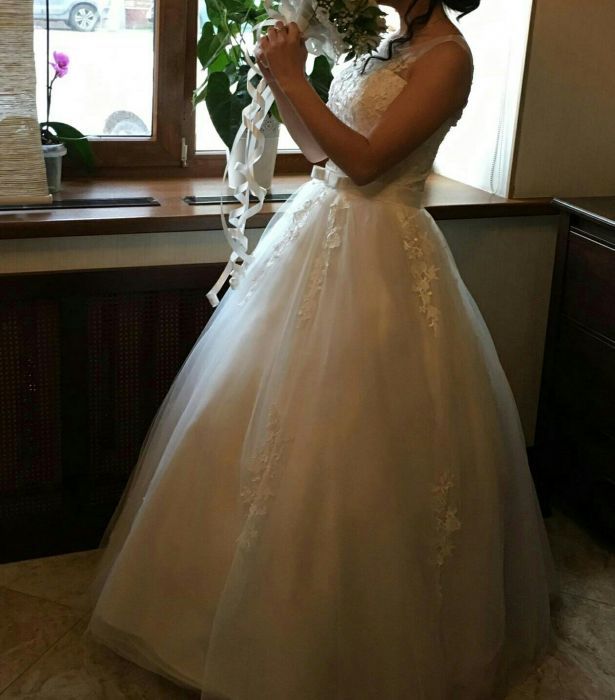 Свадебное платье