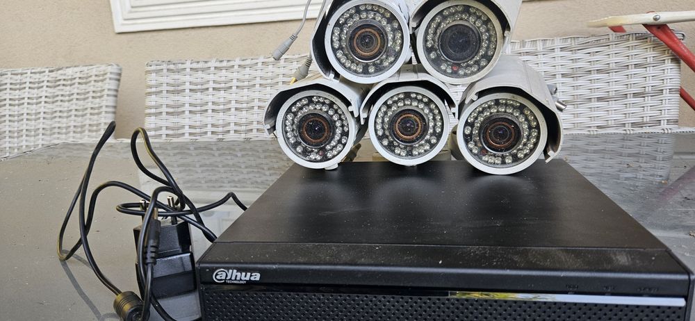 5 Camere video si NVR Dahua