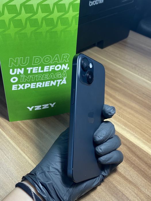 iPhone 15 / 256 GB / Sănătate baterie 100% / Nou desigilat