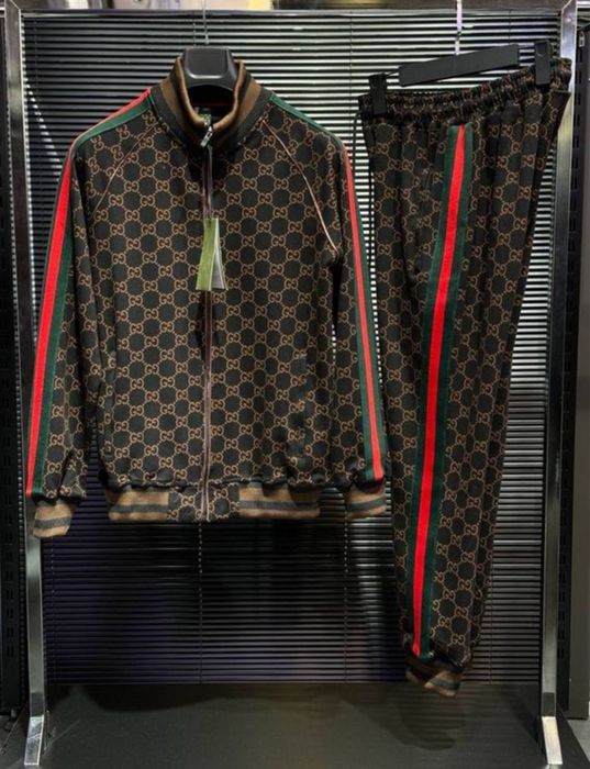 Комплект от 2 части