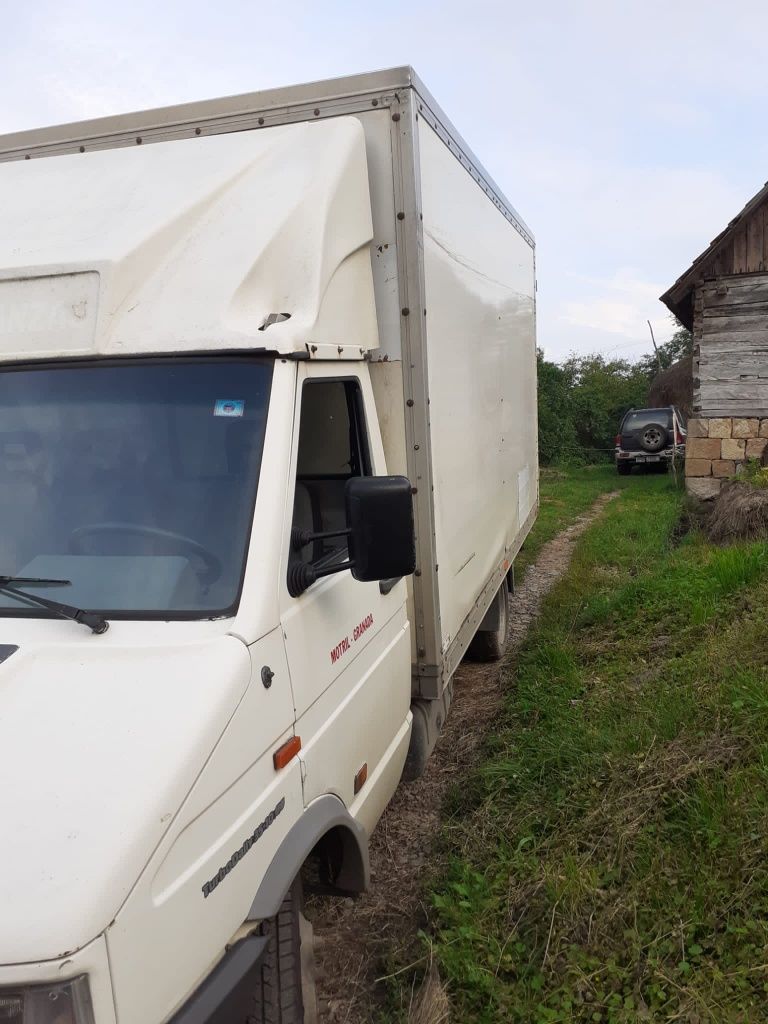 Vând Iveco Daily