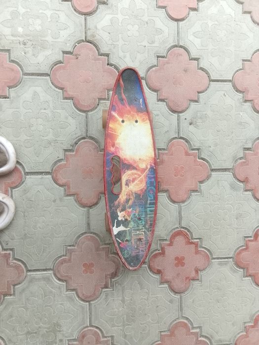 Пинеборд новый ни разу не ездил