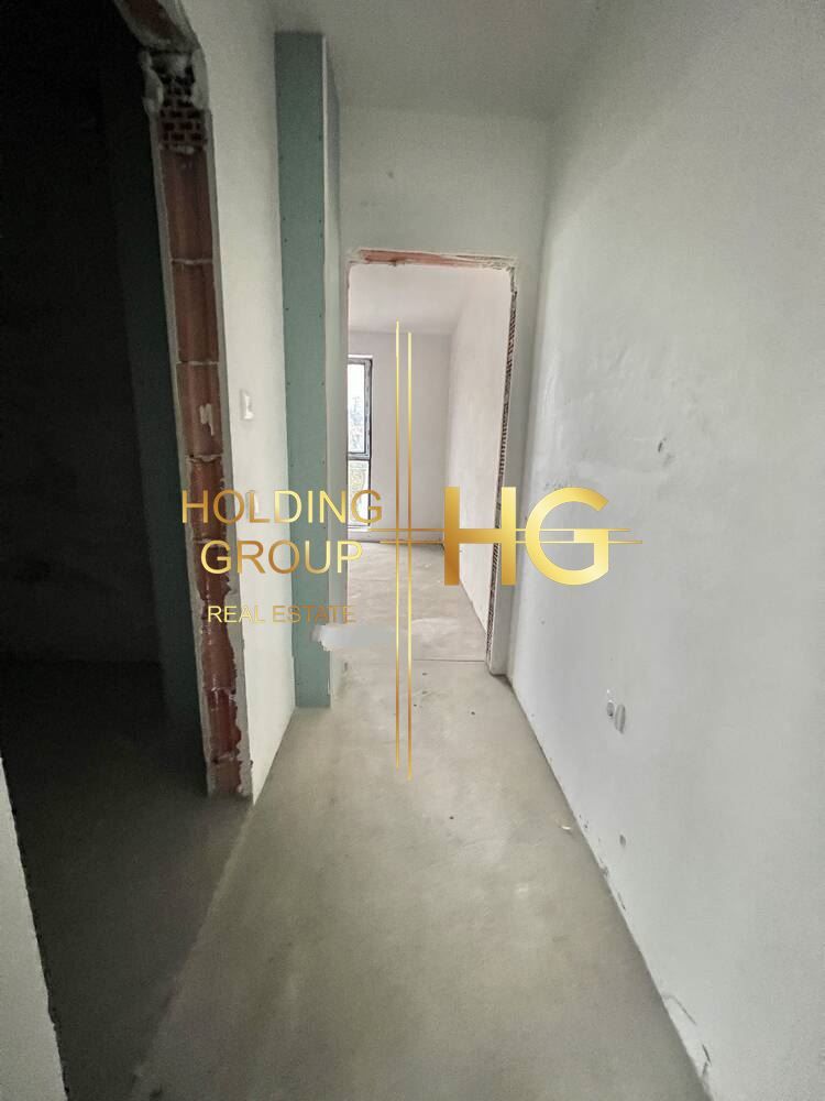 Продава се Тристаен апартамент в к.к. Св.Св. Константин и Елена - 85 кв.м за 1942 €/кв.м - Снимка #8