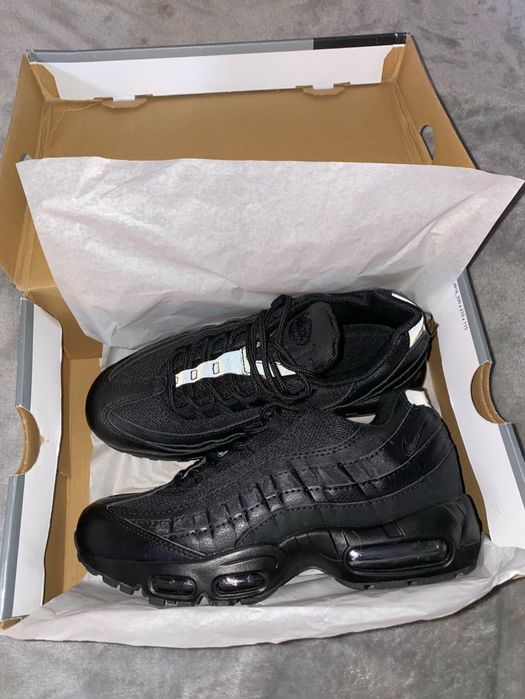 Nike Air Max 95 Essential Black 40 номер