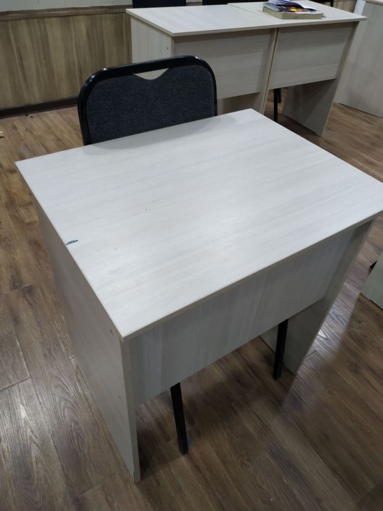 Komplekt Stol va stul sotiladi sifatli arzon narxda