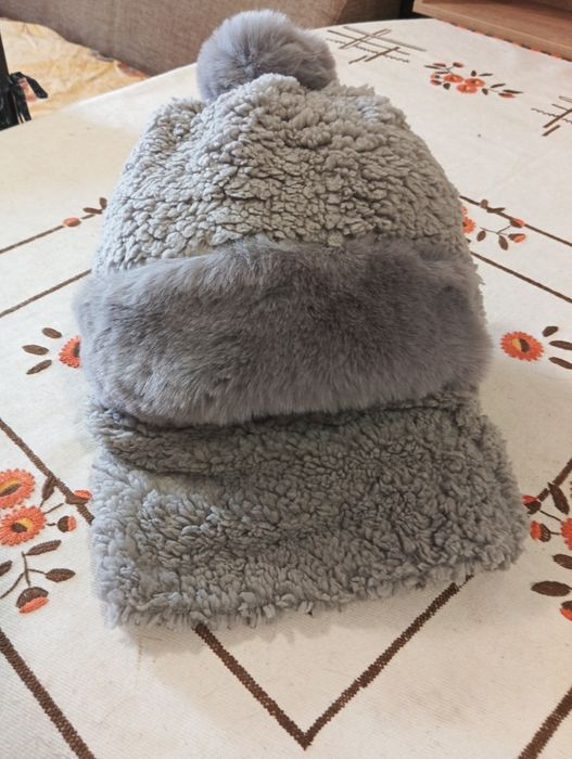 Шапки,нови-10 лв брой