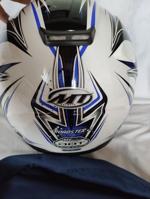 Каска MT размер М