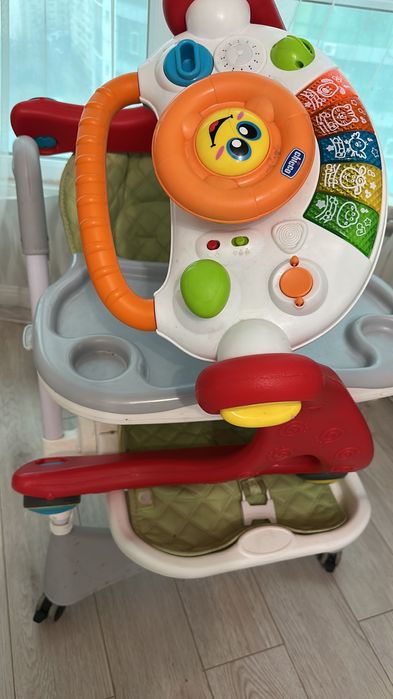 Стульчик для кормления бу