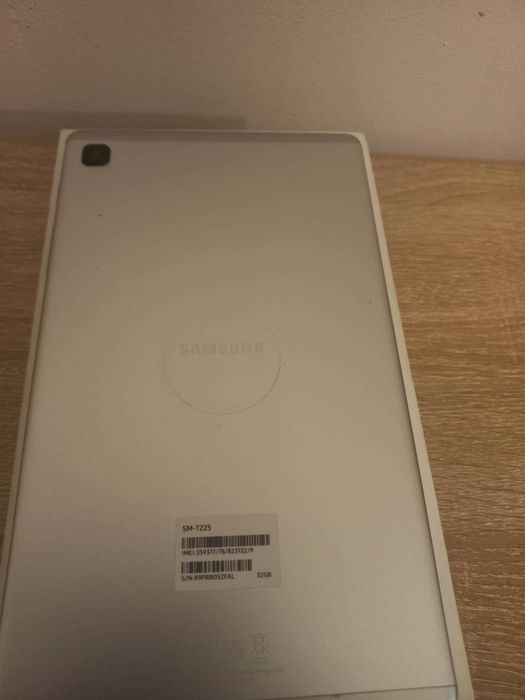 Продавам Таблет Samsung A7 Lite