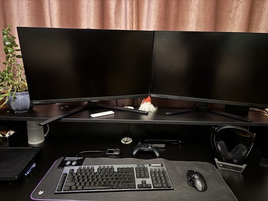 Monitoare Samsung Odyssey g7 144hz 1ms