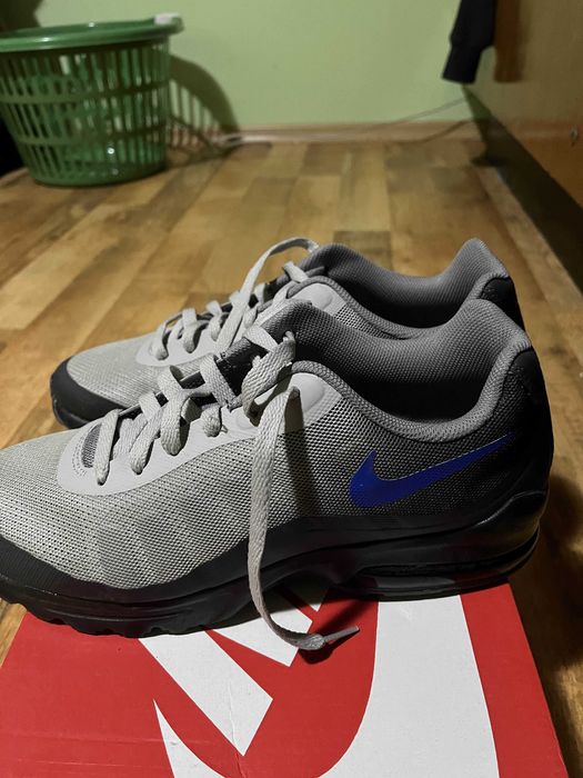Обувки Nike Air Max Invigor 44,5