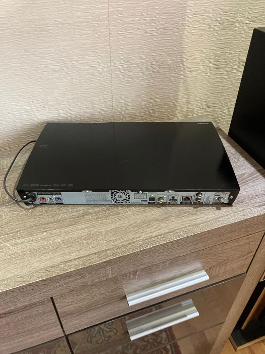 SONY BDV-EF220 2+1 Blu-ray 3D Домашно кино