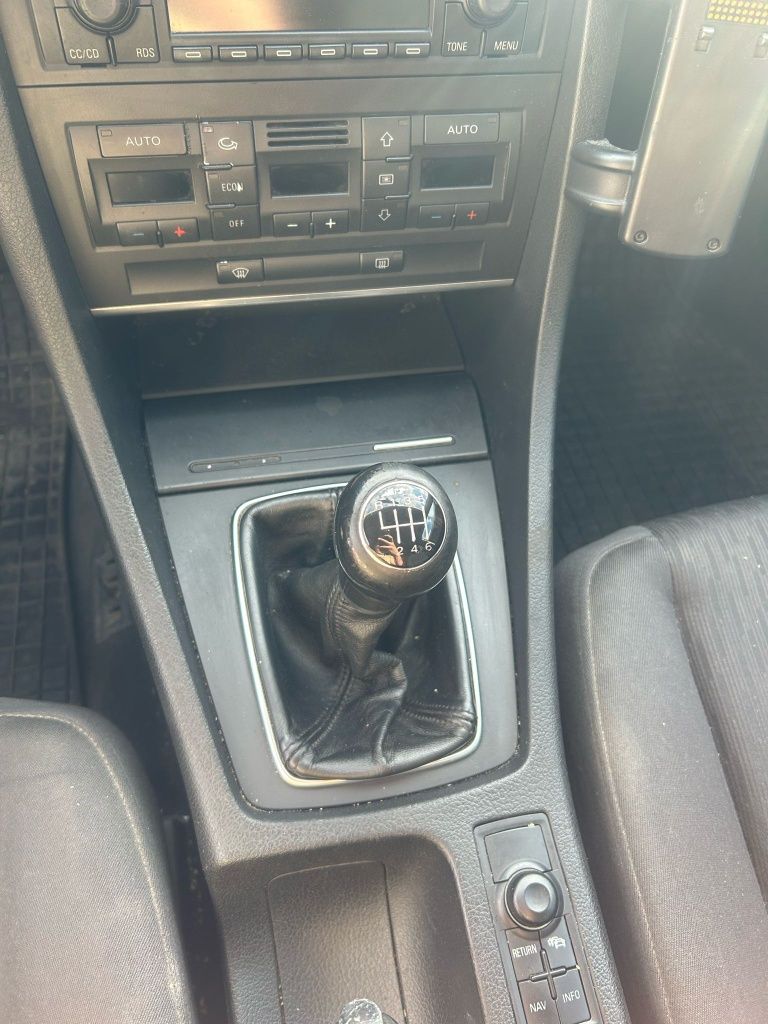 Vând Audi A4 2005