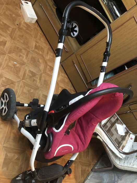 Детская коляска 3в1