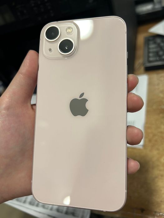 Продам айфон 13 в отличном состоянии