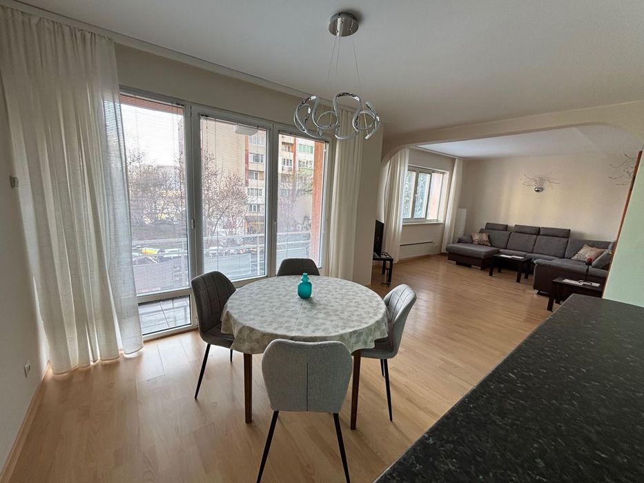 Дава се под наем Тристаен апартамент в София, Стрелбище - 110 кв.м за 830 € - Снимка #7