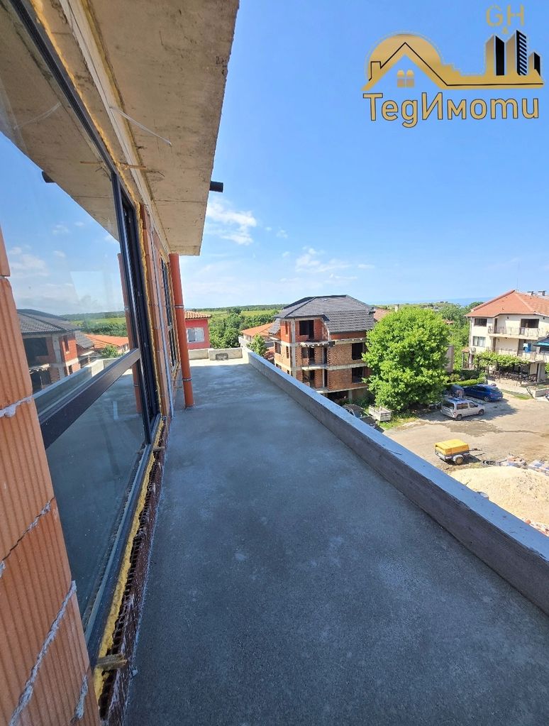Продава се Тристаен апартамент в Царево - 118 кв.м за 990 €/кв.м - Снимка #11