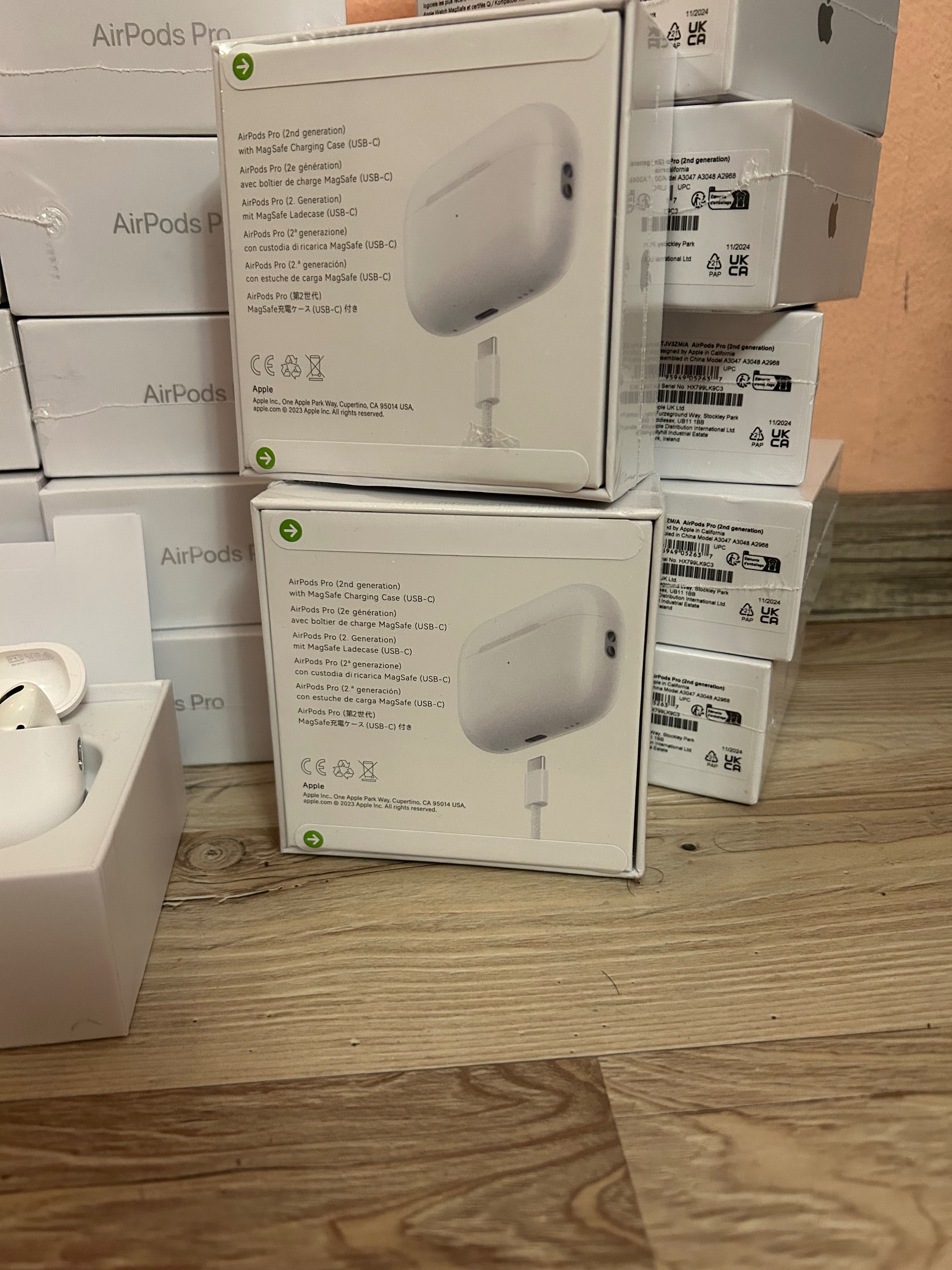 Apple Airpods pro 2 Airpods Airpods pro 2gen Airpods pro Airpods 4 /Ip