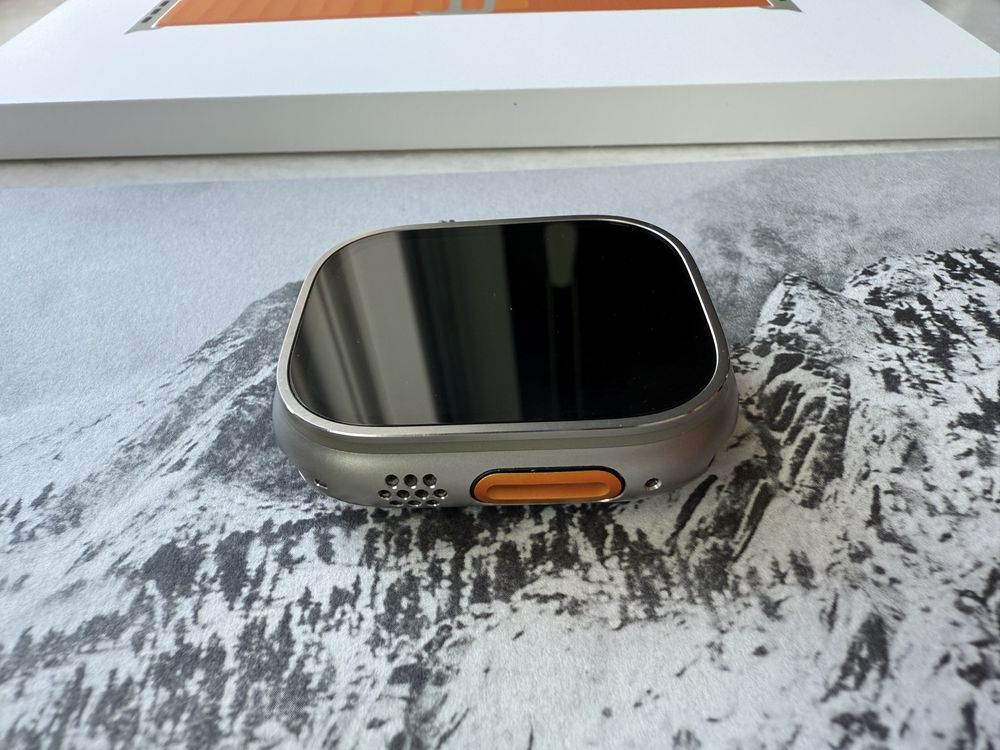 Apple Watch Ultra 1