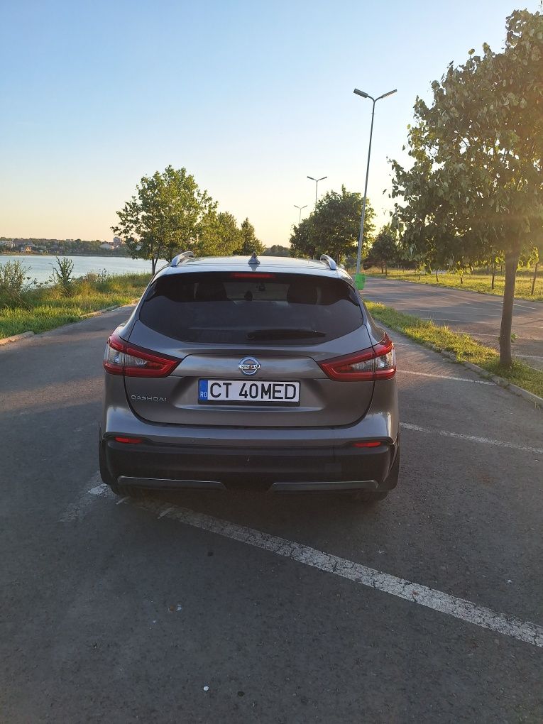 Nisan Qashqai j11
