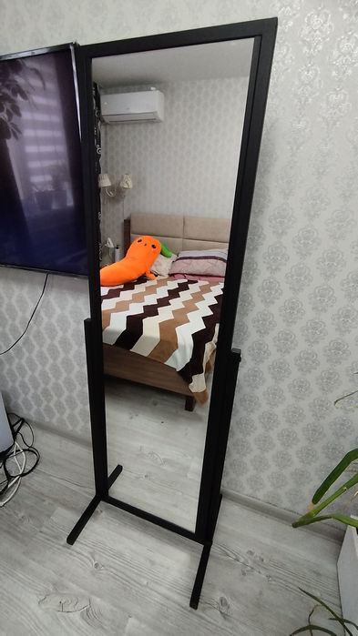 Зеркало напольное
