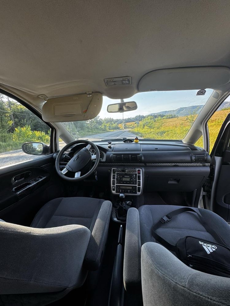 Ford galaxy 2.3i