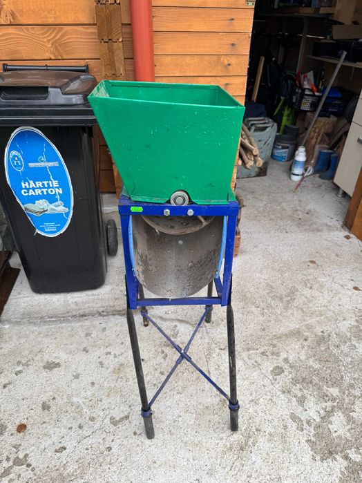 Razatoare manuala NOUA radacinoase /fructe /legume fulie pt motorizare