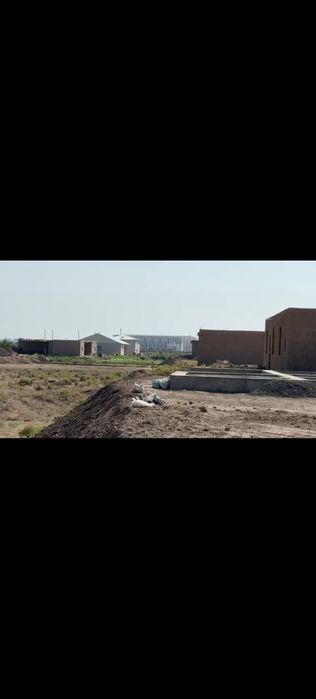 Uy sotiladi qurilishi tugallamagan