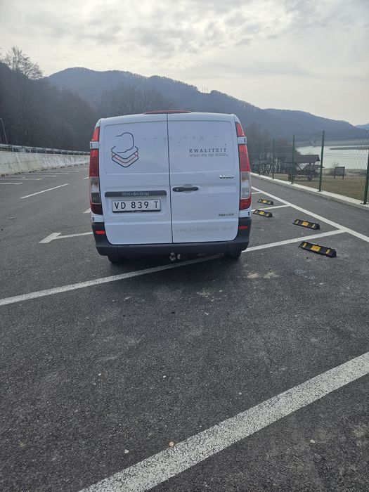 Mercedes Benz Vito modelul lung