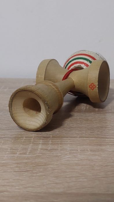 Kendama USA - Pro Model Saga Shape Joe Nelson V2 Superstick