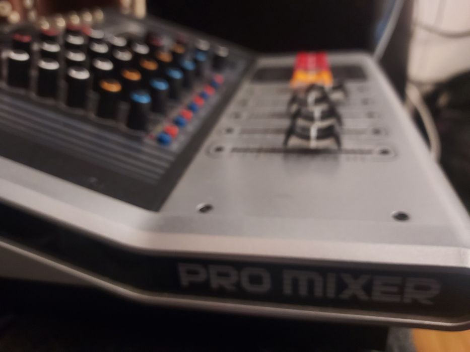 Mixer + patru boxe