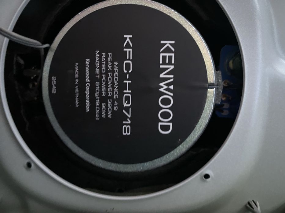 Kenwood KFC-HQ718