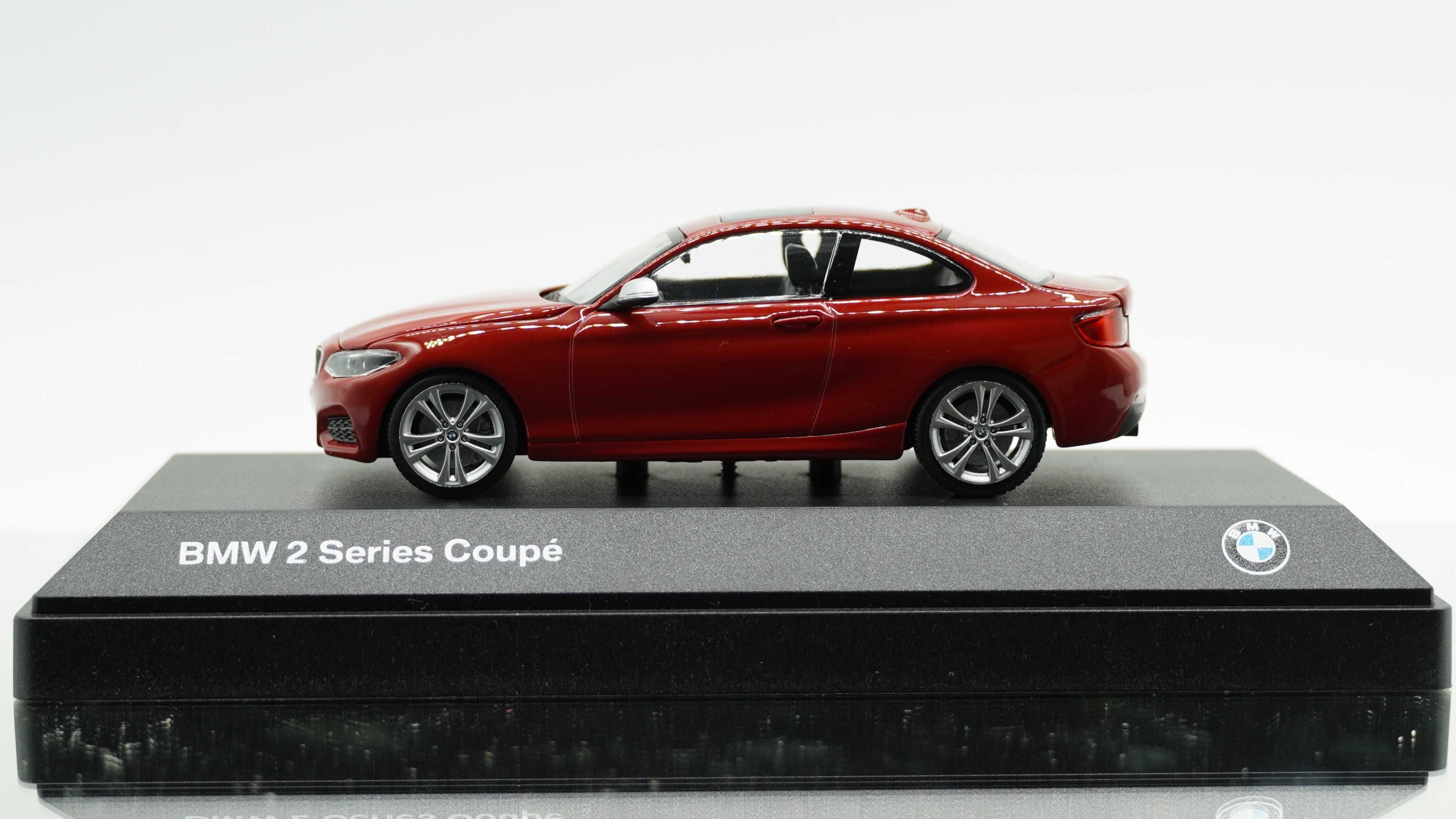 BMW 2 Series (F22) - Minichamps 1/43