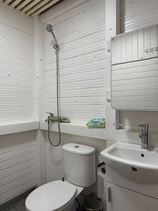 Еко Кънпинг Градина Каравана Лазов