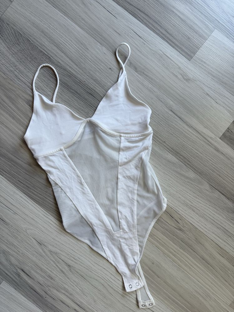Бяло боди от Bershka в Хс