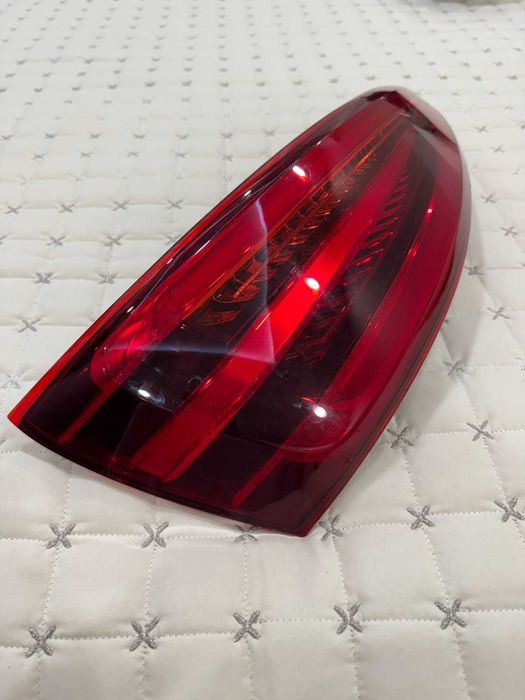 Ляв LED стоп за АUDI Q3